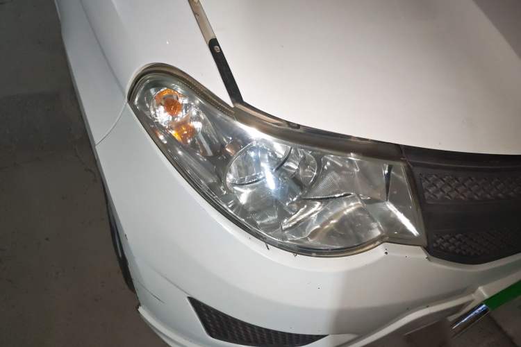 Used Wuling Hongguang 2018 1.5L Classic S Base Model Right Front Headlight
