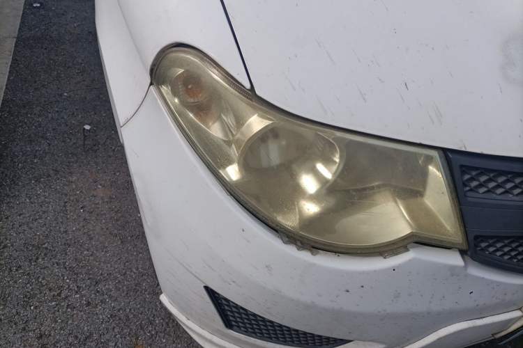 Used Wuling Hongguang 2018 1.5L Classic S Base Model Right Front Headlight