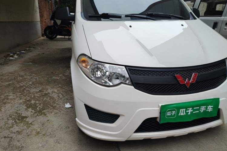 Used Wuling Hongguang 2018 1.5L Classic S Base Model Right Front Headlight