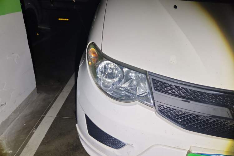 Used Wuling Hongguang 2018 1.5L Classic S Base Model Right Front Headlight