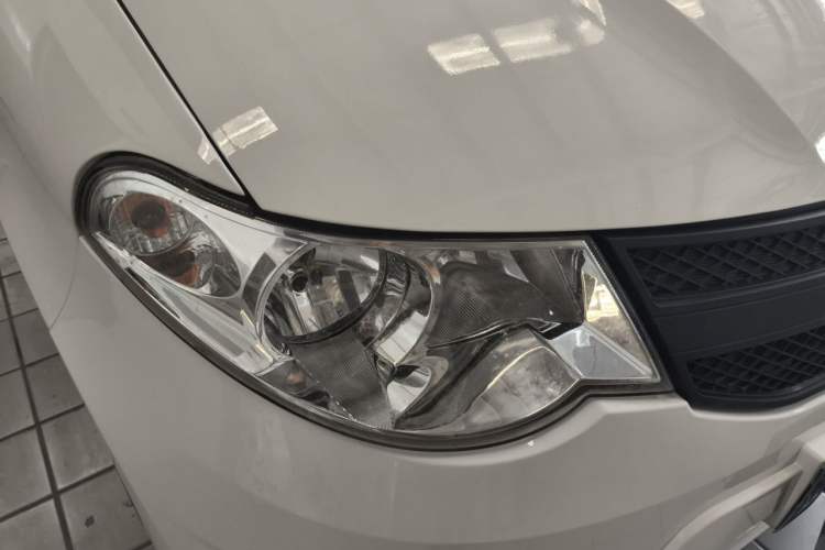 Used Wuling Hongguang 2018 1.2L Classic S Base Model Right Front Headlight