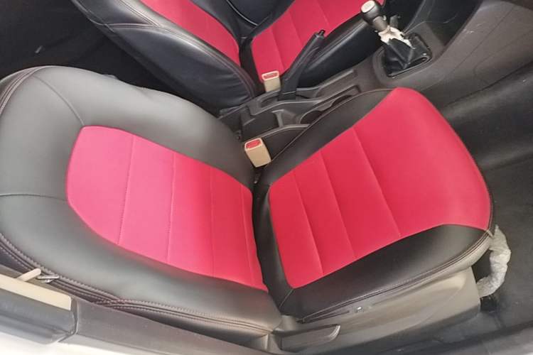Used Wuling Hongguang 2018 1.5L S Standard Version L2B Right Front Seat