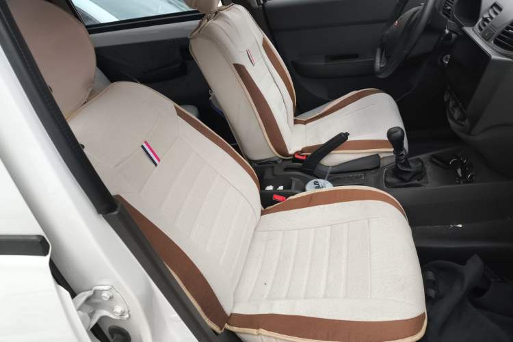 Used Wuling Hongguang 2018 1.5L Classic S Base Model Right Front Seat