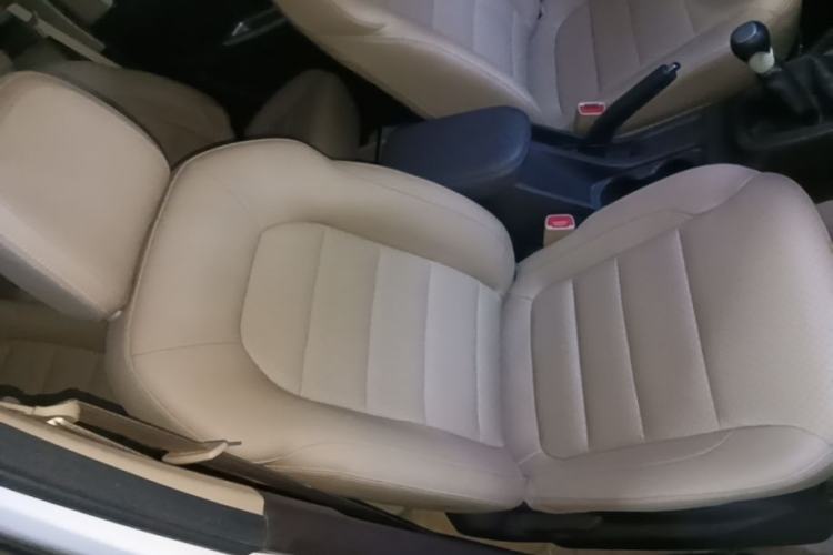 Used Wuling Hongguang 2018 1.5L S Comfort Model L2B Right Front Seat