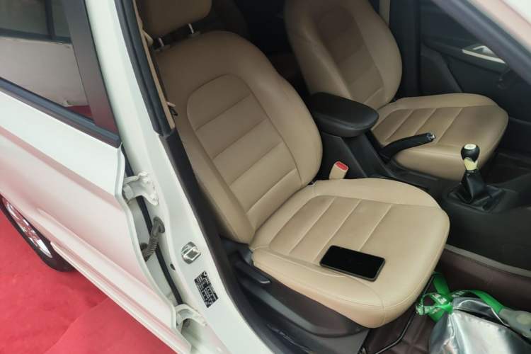 Used Wuling Hongguang 2018 1.5L S Comfort Model L2B Right Front Seat
