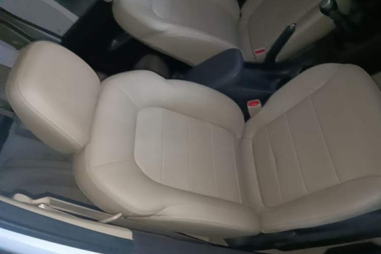 Used Wuling Hongguang 2018 1.5L S Comfort Model L2B Right Front Seat