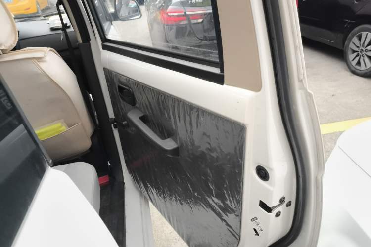 Used Wuling Hongguang 2018 1.5L Classic S Base Model Right Rear Door Interior