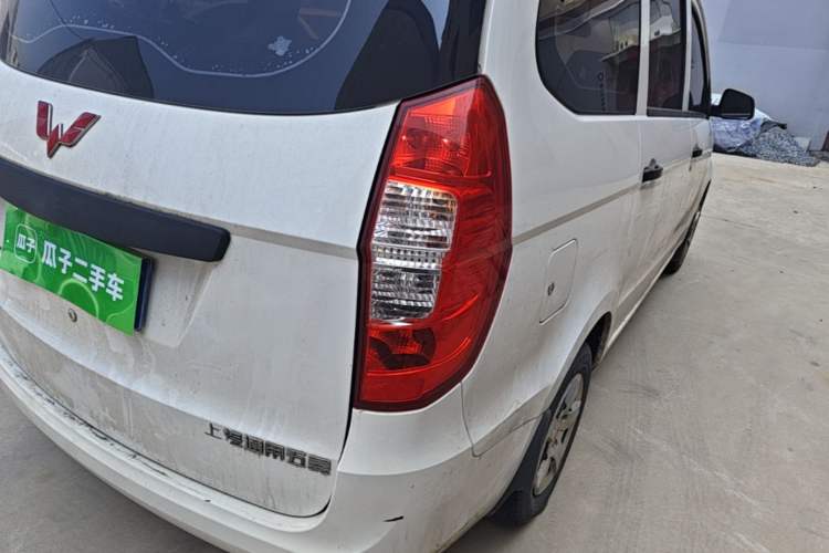 Used Wuling Hongguang 2018 1.2L Classic S Base Model Right Rear Taillight