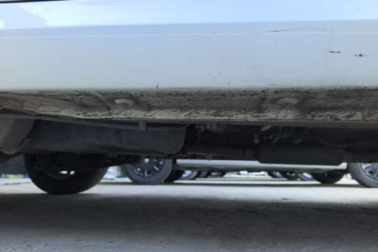 Used Wuling Hongguang 2018 1.5L S Comfort Model L2B Right Side Sill
