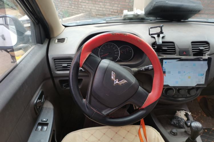 Used Wuling Hongguang 2018 1.5L Classic S Base Model Steering Wheel