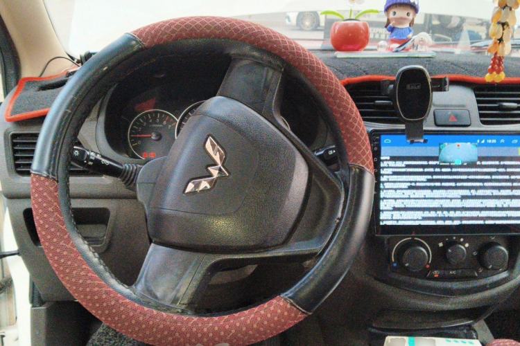 Used Wuling Hongguang 2018 1.5L Classic S Base Model Steering Wheel