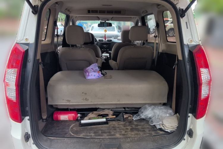 Used Wuling Hongguang 2018 1.5L Classic S Standard Model Trunk