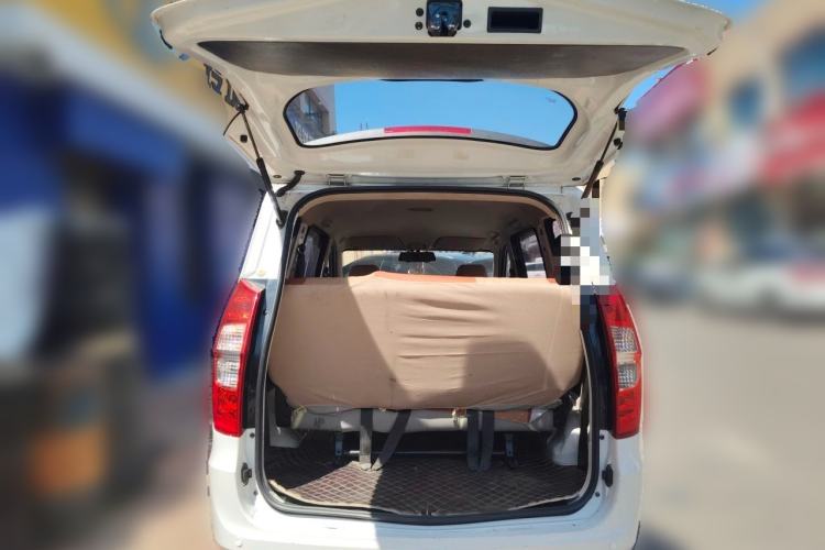 Used Wuling Hongguang 2018 1.2L Classic S Base Model Trunk