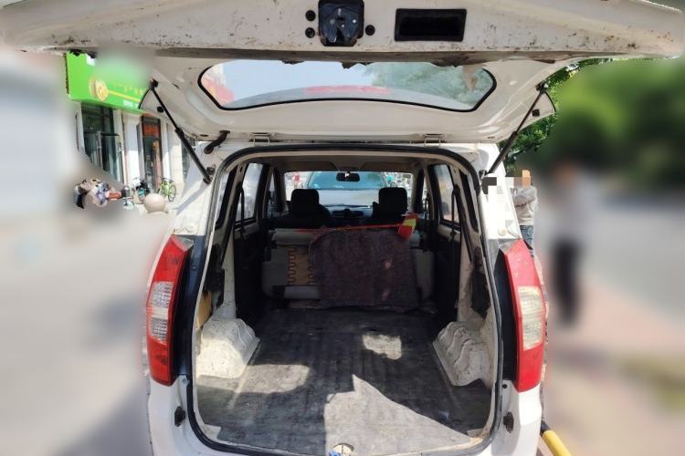 Used Wuling Hongguang 2018 1.5L Classic S Base Model Trunk