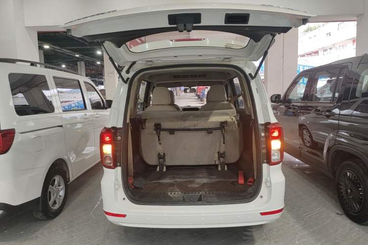 Used Wuling Hongguang 2018 1.5L S Standard Version L2B Trunk