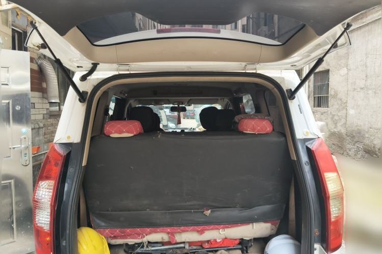 Used Wuling Hongguang 2018 1.5L Classic S Standard Model Trunk