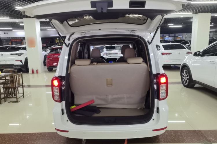 Used Wuling Hongguang 2018 1.5L S Comfort Model L2B Trunk