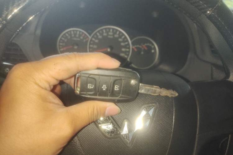 Used Wuling Hongguang 2018 1.2L Classic S Base Model Vehicle Key