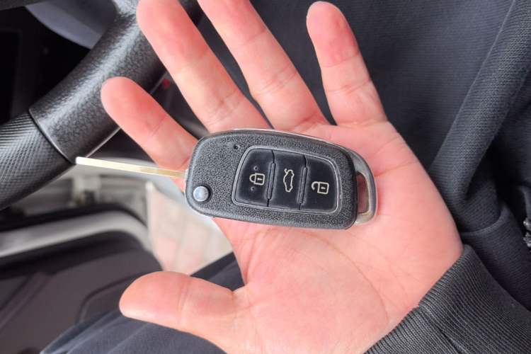 Used Wuling Hongguang 2018 1.5L S Standard Version L2B Vehicle Key