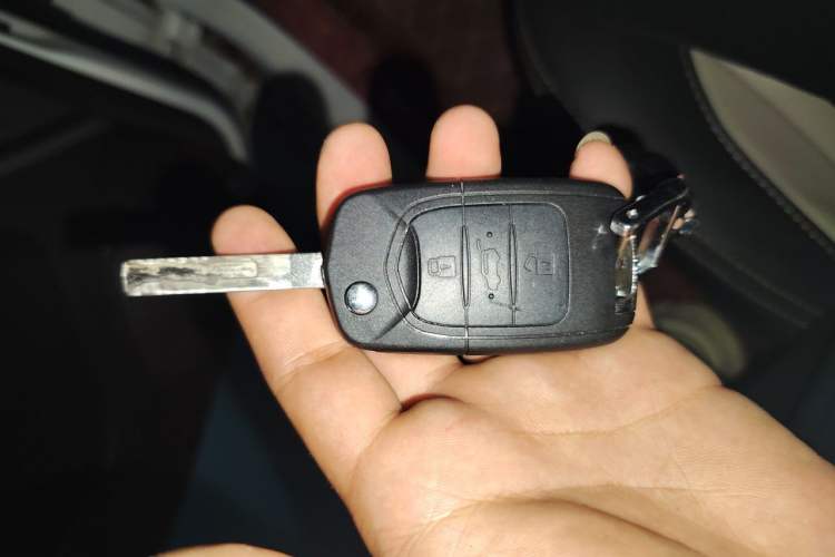 Used Wuling Hongguang 2018 1.5L S Standard Version L2B Vehicle Key