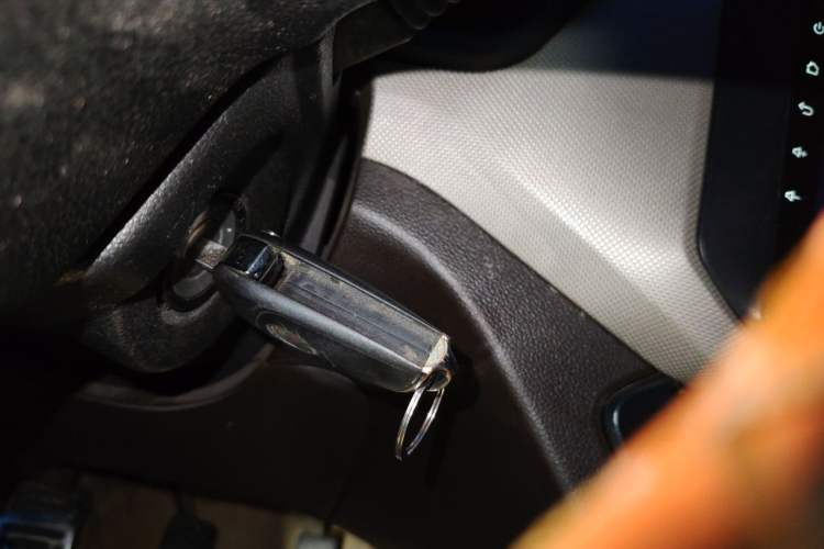 Used Wuling Hongguang 2018 1.5L S Standard Version L2B Vehicle Key