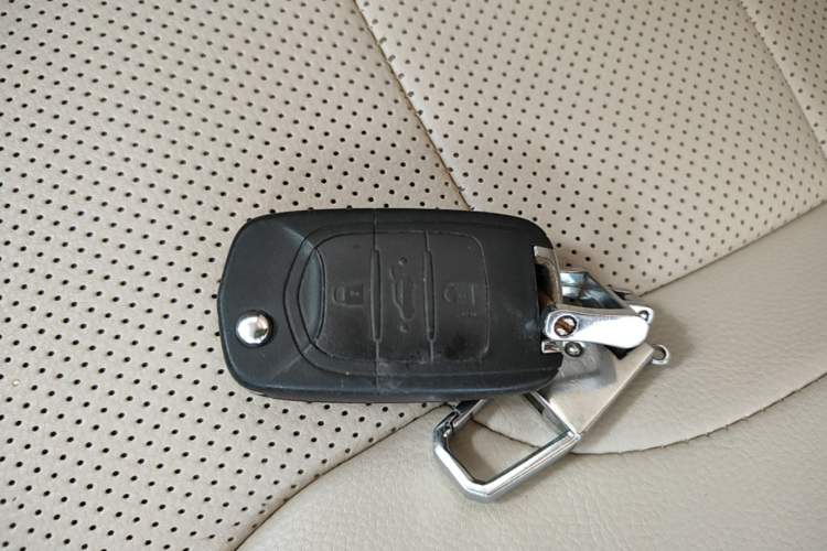 Used Wuling Hongguang 2018 1.5L S Standard Version L2B Vehicle Key