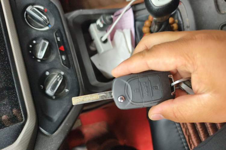 Used Wuling Hongguang 2018 1.5L S Standard Version L2B Vehicle Key