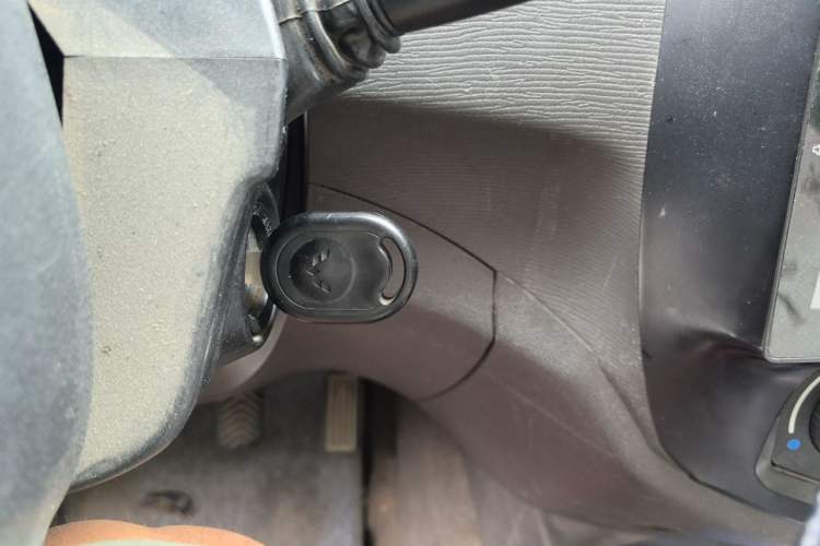 Used Wuling Hongguang 2018 1.2L Classic S Base Model Vehicle Key
