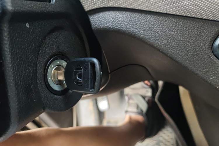 Used Wuling Hongguang 2018 1.5L S Comfort Model L2B Vehicle Key