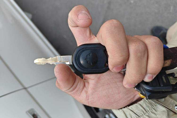Used Wuling Hongguang 2018 1.5L Classic S Standard Model Vehicle Key