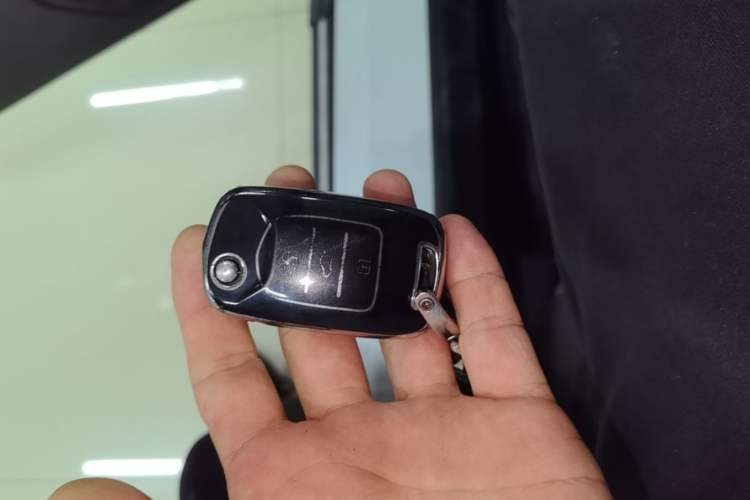 Used Wuling Hongguang 2018 1.5L S Comfort Model L2B Vehicle Key
