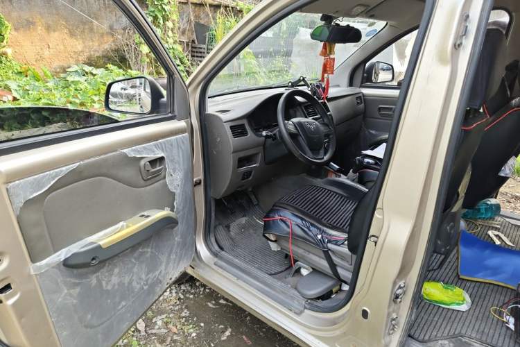 Used Wuling Hongguang 2018 1.5L Classic S Base Model Driver Seat
