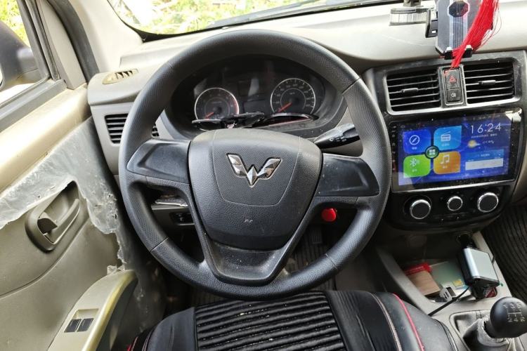 Used Wuling Hongguang 2018 1.5L Classic S Base Model Steering Wheel