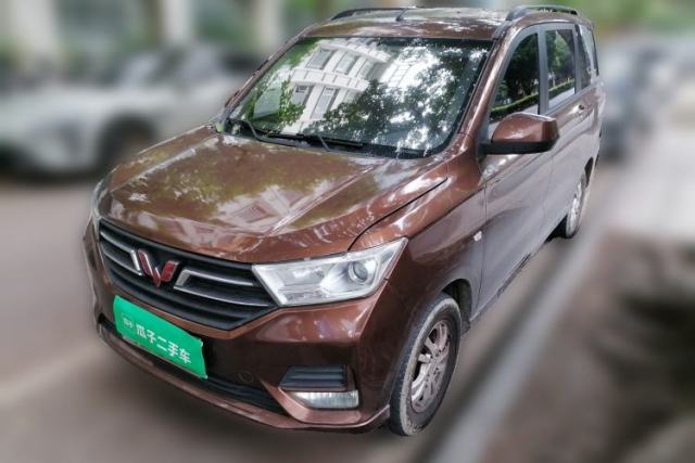 Used Wuling Hongguang 2019 1.5L S Comfort Edition China VI LAR