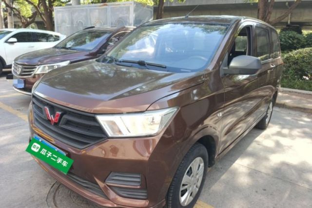 Used Wuling Hongguang 2019 1.5L S Basic Version China VI Standard LAR