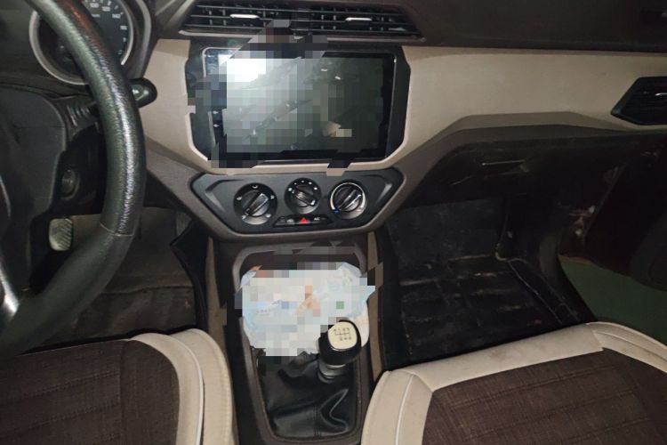 Used Wuling Hongguang 2019 1.5L S Standard Version China VI LAR Audio And AC Panel