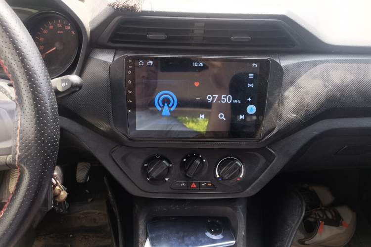 Used Wuling Hongguang 2019 1.5L S Basic Version China VI Standard LAR Audio And AC Panel