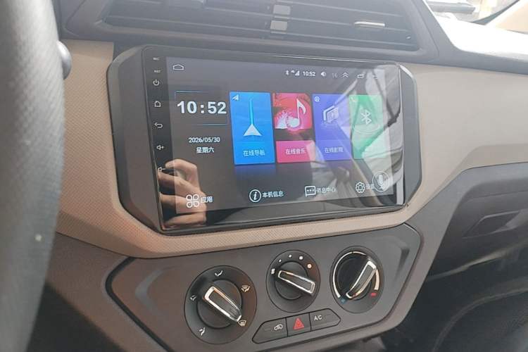 Used Wuling Hongguang 2019 1.5L S Standard Version China VI LAR Audio And AC Panel
