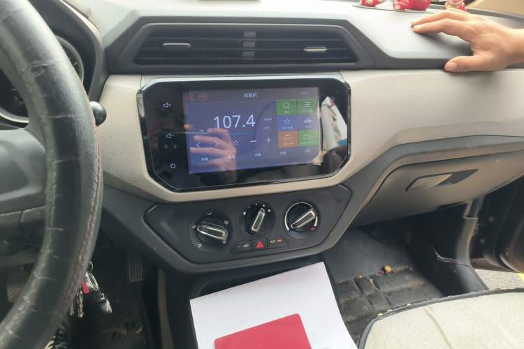 Used Wuling Hongguang 2019 1.5L S Comfort Edition China VI LAR Audio And AC Panel