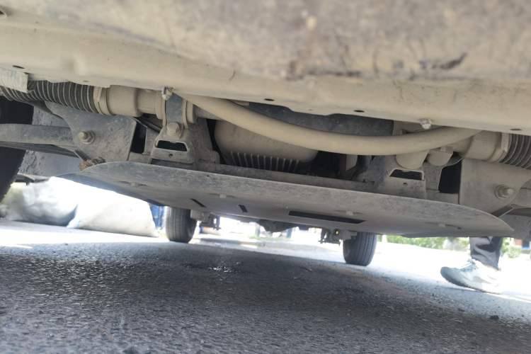 Used Wuling Hongguang 2019 1.5L S Basic Version China VI Standard LAR Chassis Front