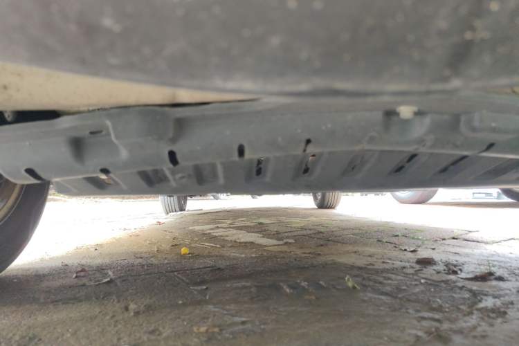 Used Wuling Hongguang 2019 1.5L S Standard Version China VI LAR Chassis Front