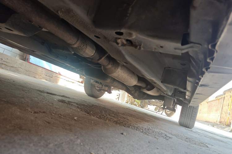 Used Wuling Hongguang 2019 1.5L S Basic Version China VI Standard LAR Chassis Front Left