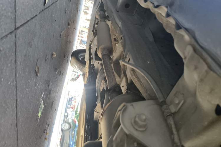 Used Wuling Hongguang 2019 1.5L S Comfort Edition China VI LAR Chassis Rear Left