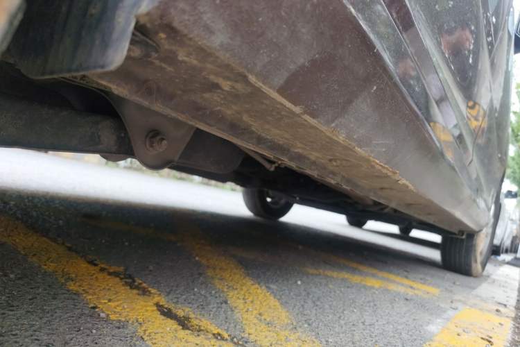 Used Wuling Hongguang 2019 1.5L S Comfort Edition China VI LAR Chassis Rear Right