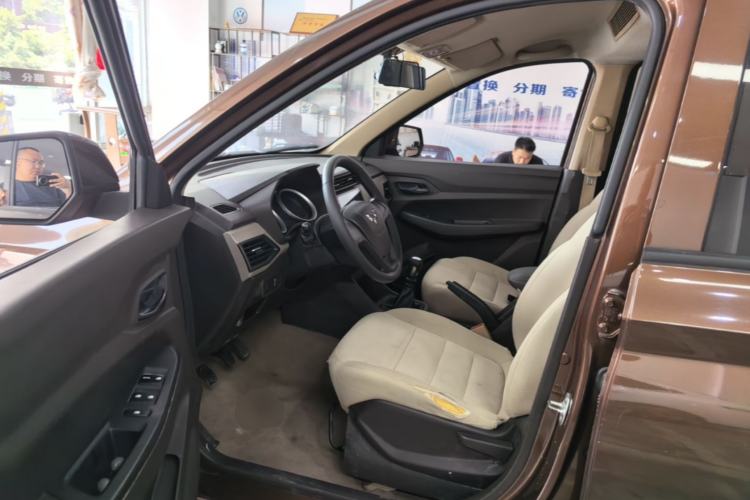 Used Wuling Hongguang 2019 1.5L S Standard Version China VI LAR Driver Seat