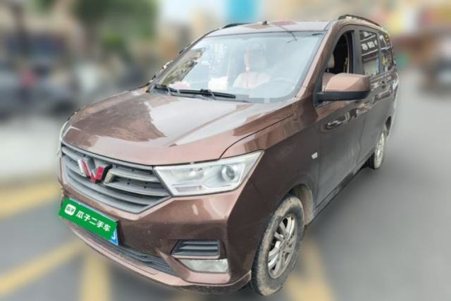 Used Wuling Hongguang 2019 1.5L S Comfort Edition China VI LAR