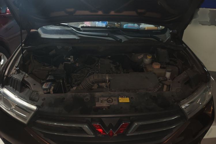 Used Wuling Hongguang 2019 1.5L S Standard Version China VI LAR Engine Bay