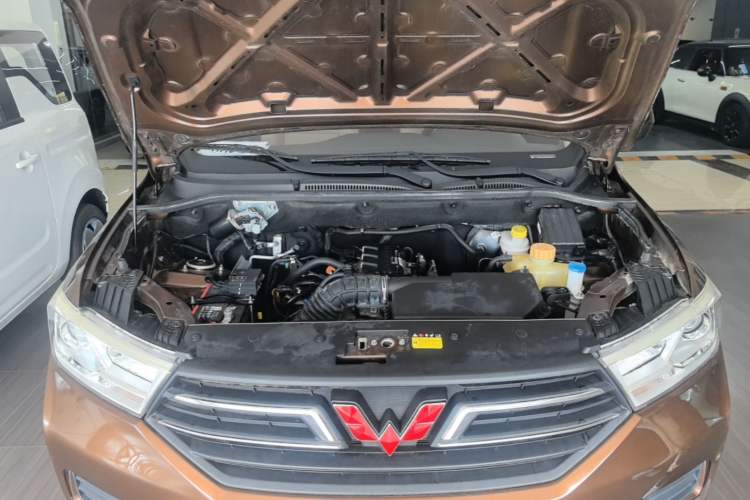 Used Wuling Hongguang 2019 1.5L S Standard Version China VI LAR Engine Bay