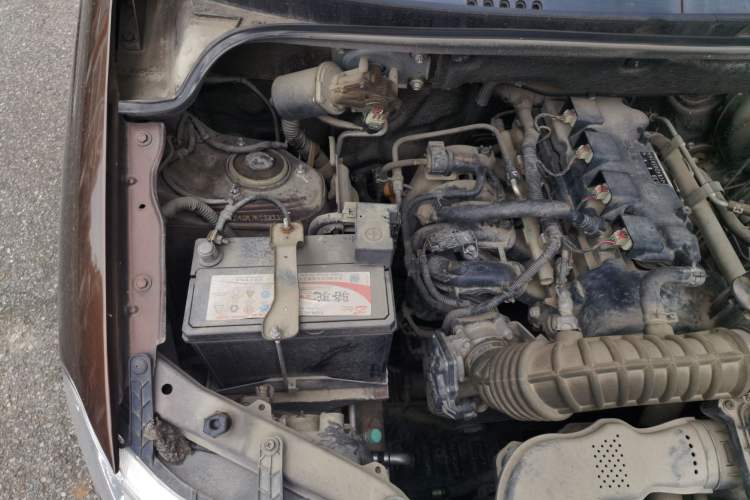 Used Wuling Hongguang 2019 1.5L S Base Version L2B Engine Bay Right