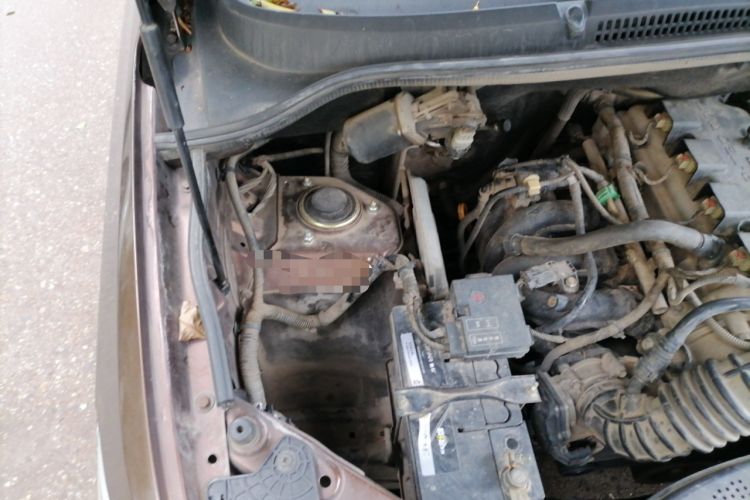 Used Wuling Hongguang 2019 1.5L S Comfort Edition China VI LAR Engine Bay Right